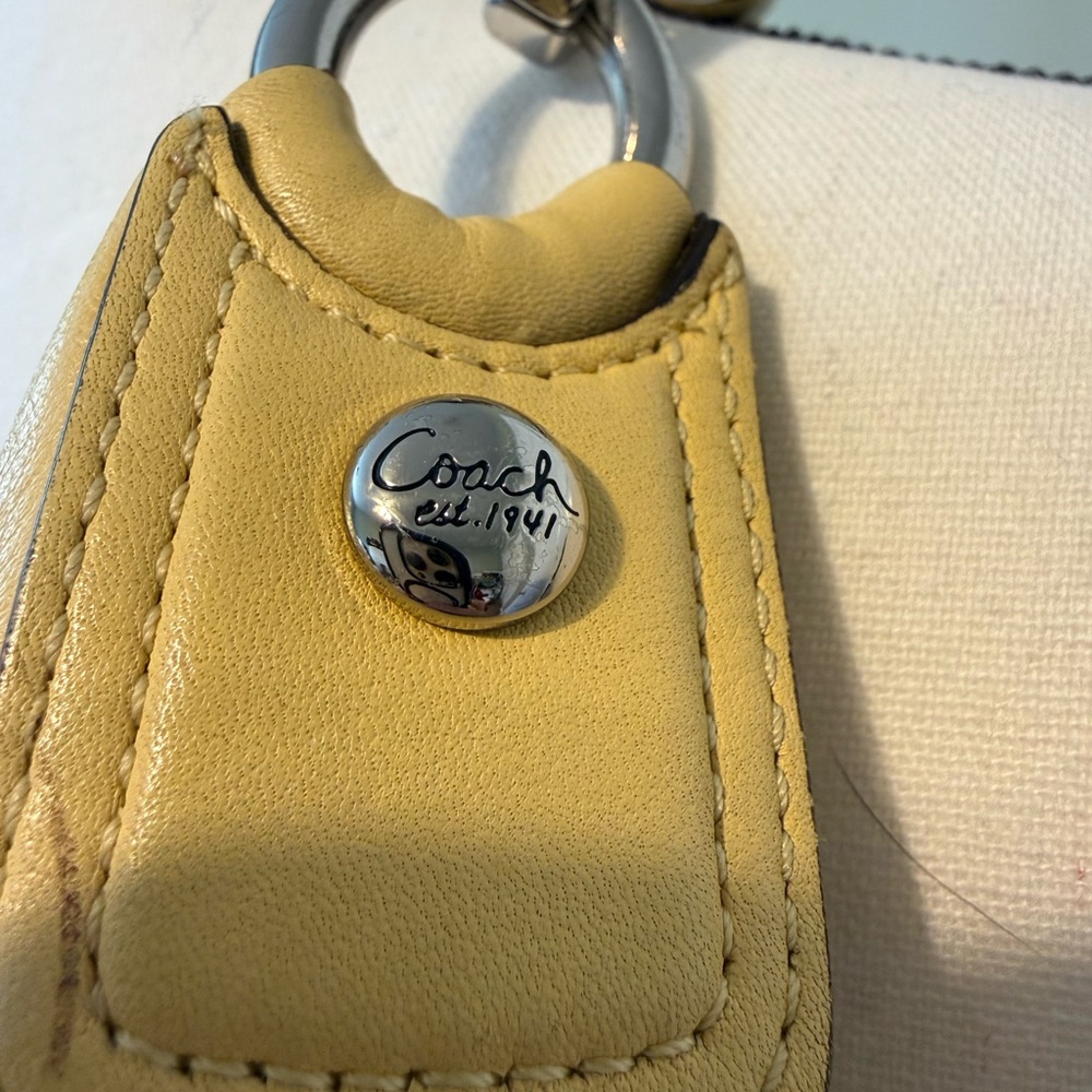 Coach Buttercup Yellow Leather Shoulder Bag - Picture 13 of 14